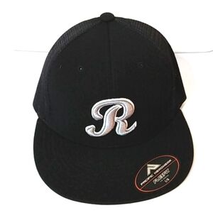 TACOMA RAINERS BLACK FITTED CAP PACIFIC HEADWEAR FLEX FIT SIZE SM-MED NWT